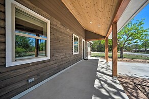 Gorgeous Cabin w/ Pergolas, Walk to River!