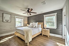 Gorgeous Cabin w/ Pergolas, Walk to River!