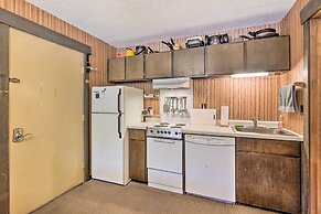 Cozy Big Sky Studio ~ 1 Mile to Mtn Village!