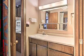 Cozy Big Sky Studio ~ 1 Mile to Mtn Village!