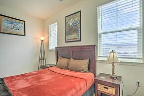 Air Racing Decor, Hot Tub: Sparks Home!