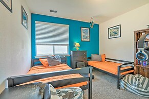 Air Racing Decor, Hot Tub: Sparks Home!
