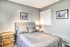 Vancouver Home w/ Hot Tub < 15 Mi to Portland!