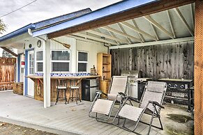 Vancouver Home w/ Hot Tub < 15 Mi to Portland!