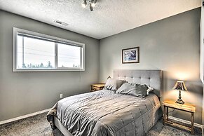 Vancouver Home w/ Hot Tub < 15 Mi to Portland!