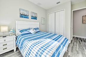 Beautiful Getaway ~ 4 Miles to Venice Beach!