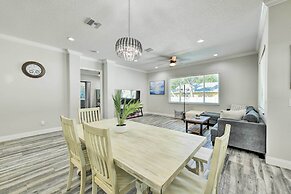 Beautiful Getaway ~ 4 Miles to Venice Beach!