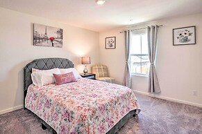Sacramento Retreat w/ Yard ~ 13 Mi to Dtwn!