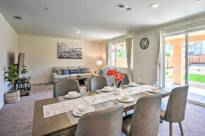 Sacramento Retreat w/ Yard ~ 13 Mi to Dtwn!