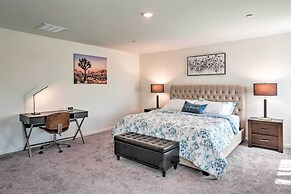 Sacramento Retreat w/ Yard ~ 13 Mi to Dtwn!