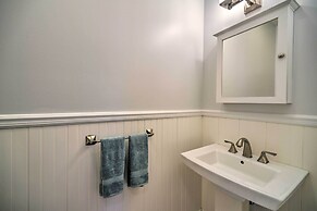 Stunning House w/ Deck, Game Room & Home Gym!