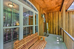 Lakefront Family Escape w/ Fire Pit & 2 Decks!