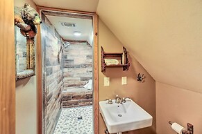 Lakefront Family Escape w/ Fire Pit & 2 Decks!