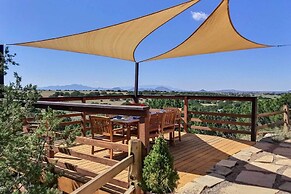 Dreamy Santa Fe Hideaway w/ Mountain Views!