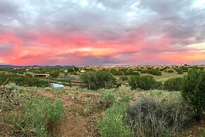 Dreamy Santa Fe Hideaway w/ Mountain Views!