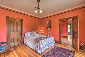 Historic, Victorian Villa w/ Park On-site