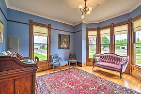 Historic, Victorian Villa w/ Park On-site