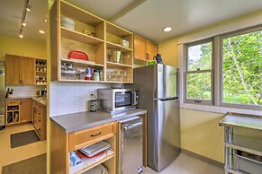 Historic, Victorian Villa w/ Park On-site