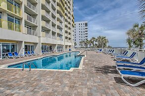 2 Mi to Barefoot Landing: Beachfront Resort Studio