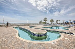 2 Mi to Barefoot Landing: Beachfront Resort Studio