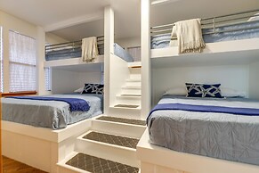 Canyon Lake Home w/ Resort Amenities & Fire Pit!