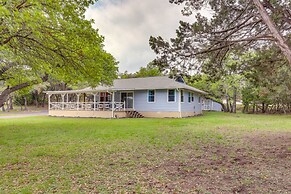 Canyon Lake Home w/ Resort Amenities & Fire Pit!