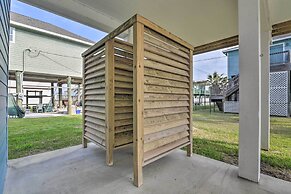 < 1 Mi to Sea Isle Beach: Home w/ Pool Access