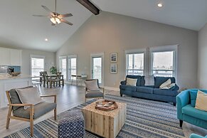 < 1 Mi to Sea Isle Beach: Home w/ Pool Access