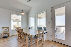 Modern Galveston Vacation Rental: Steps to Beach!