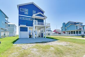 Modern Galveston Vacation Rental: Steps to Beach!