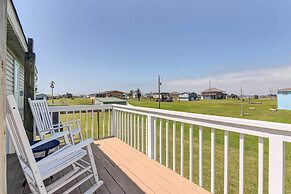 Walk to Beach: Charming Home w/ Deck in Galveston