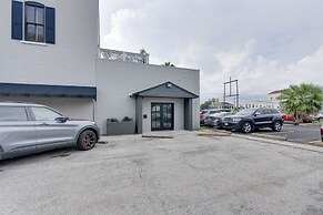 Downtown Galveston Home: Walk to Historic District