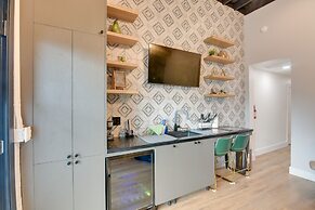 Downtown Galveston Home: Walk to Historic District