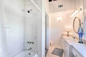 Waterfront Deck: Charming Galveston Home!