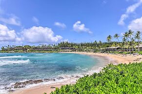 Bright & Airy Lahaina Condo - Walk to Beach!