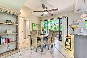 Bright & Airy Lahaina Condo - Walk to Beach!