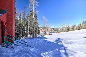 Brian Head Ski-in/ski-out Condo w/ Resort Perks!