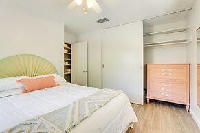 Boho-chic Sarasota Hideaway: Yard & Fire Pit!