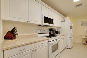 Calming Getaway: 9 Mi to Clearwater Beach!