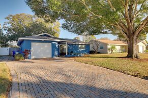 Calming Getaway: 9 Mi to Clearwater Beach!