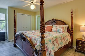 Breezy Fort Walton Townhome ~ 5 Mi to Beach!