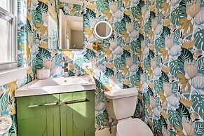 Emerald Coast Vacation Rental: 1 Mi to Beach