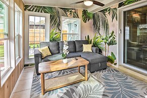 Emerald Coast Vacation Rental: 1 Mi to Beach