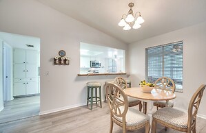Spring Hill Retreat w/ Heated Pool & 4-in-1 Grill