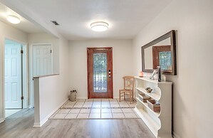 Spring Hill Retreat w/ Heated Pool & 4-in-1 Grill
