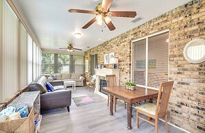 Spring Hill Retreat w/ Heated Pool & 4-in-1 Grill