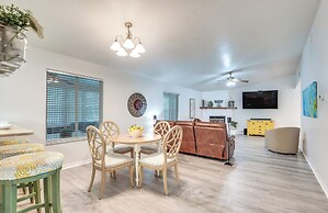 Spring Hill Retreat w/ Heated Pool & 4-in-1 Grill