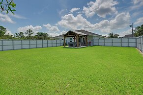 Hot Tub & Fenced Yard: Home in Sebring