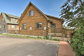 Cozy Resort Cabin in the Heart of Warrens!