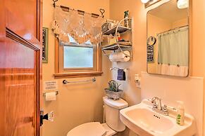 Wrightwood Cabin w/ Cozy Interior!